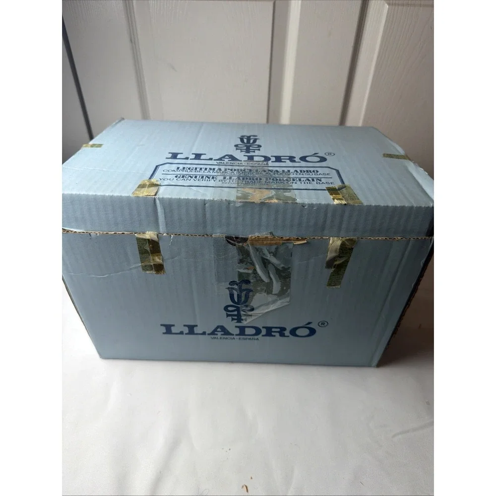 Rare Genuine LLADRO Porcelain‎ Girl Feeding Geese Spain 10 in. With Box